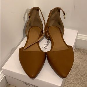 Old Navy cognac flats size 10 used once!